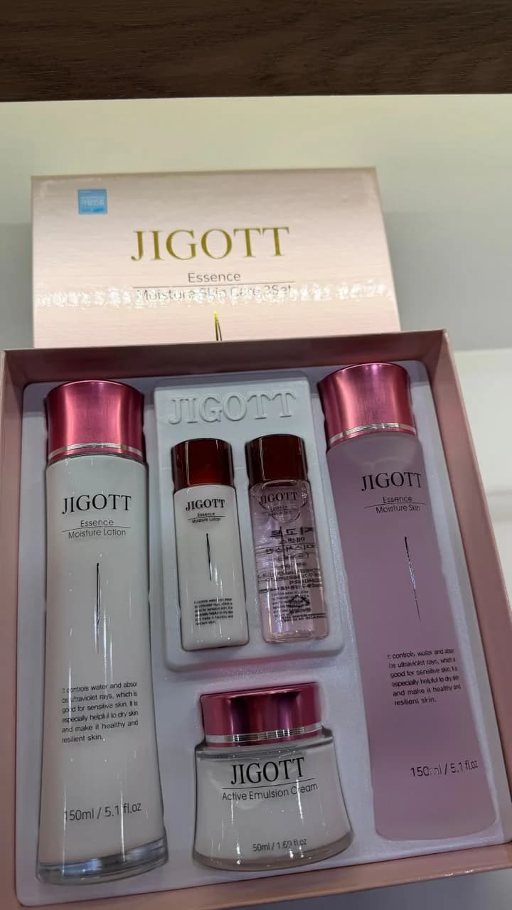 Jigott Essence Moisture Skin Care 3Set